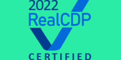 Blue and green badge for 2022 RealCDP Institute certification