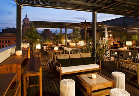 Hotel Bar