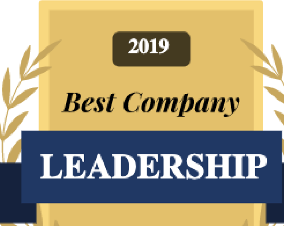 comparably leadership award badge