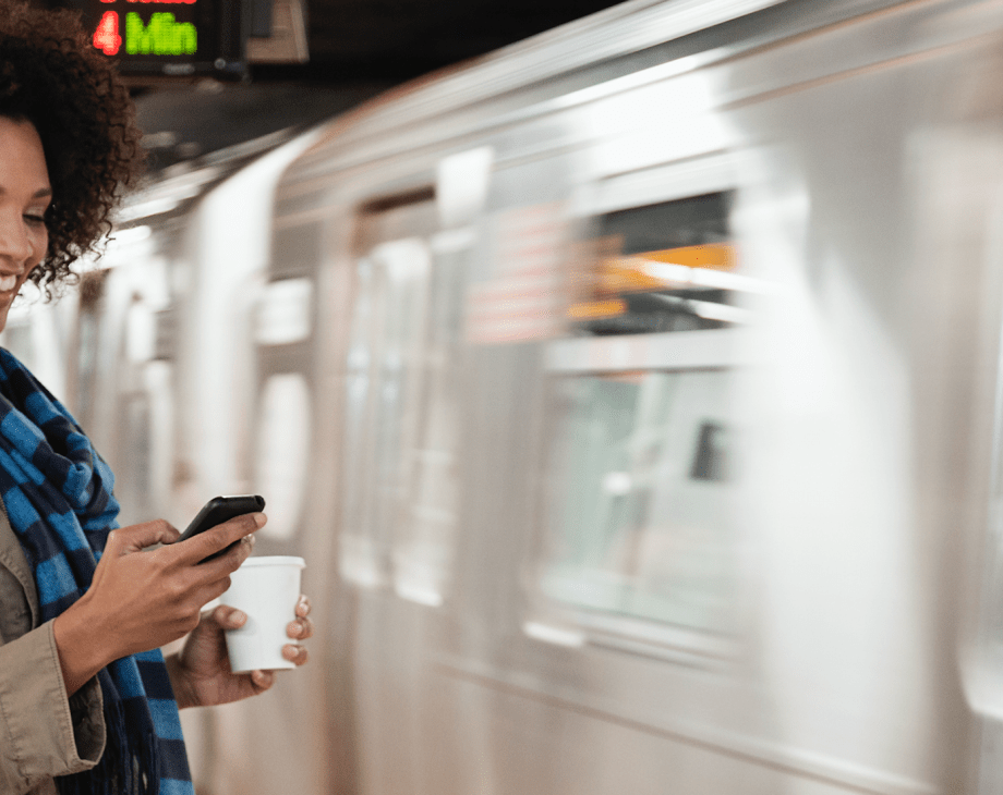 cellphone and subway 