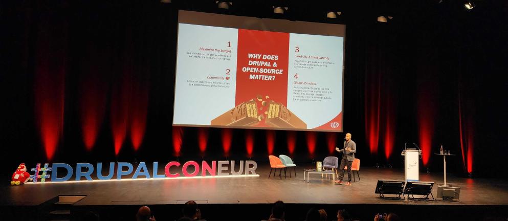 Color photo of KitKat presentation at DrupalCon Lille